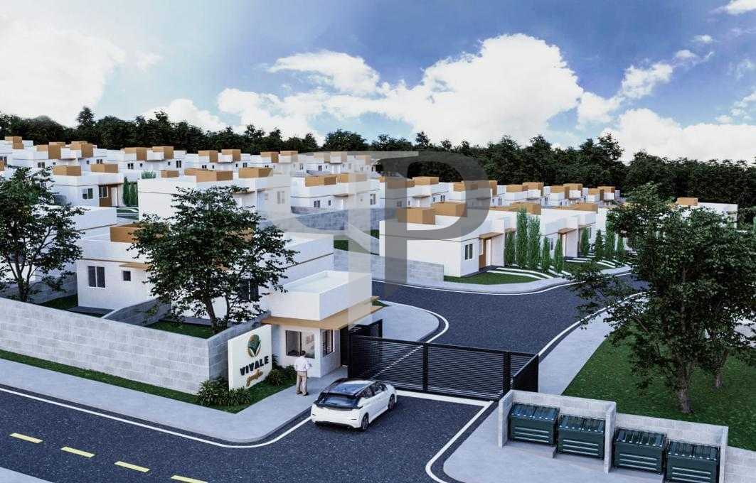 Casa em Condomínio com Quintal Privativo em Fazenda Rio Grande