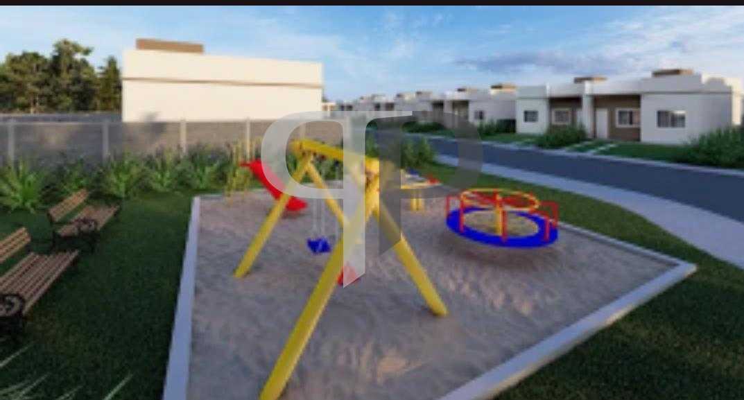 Casa em Condomínio com Quintal Privativo em Fazenda Rio Grande