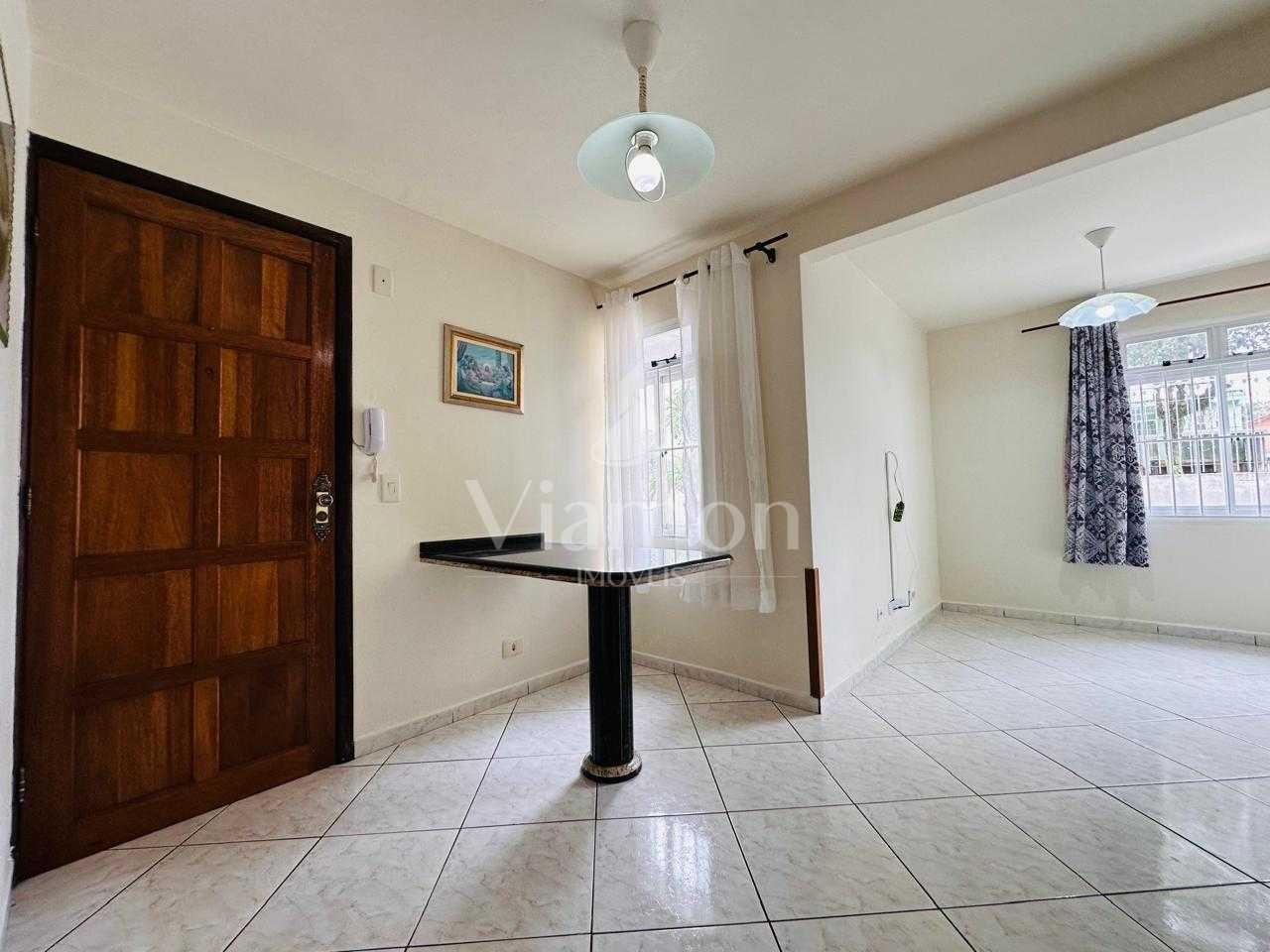 Apartamento térreo com 2 dormitórios, face norte e vaga privat...