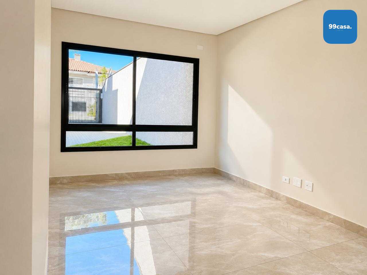 Sobrado com 3 dormitórios à venda, Bairro Uberaba, CURITIBA - PR