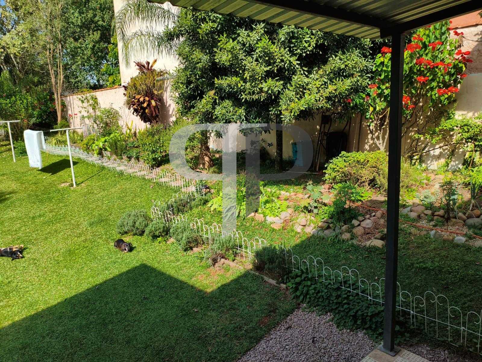 Terreno com casa no Butiatuvinha por 1.150.000,00 - CURITIBA - PR