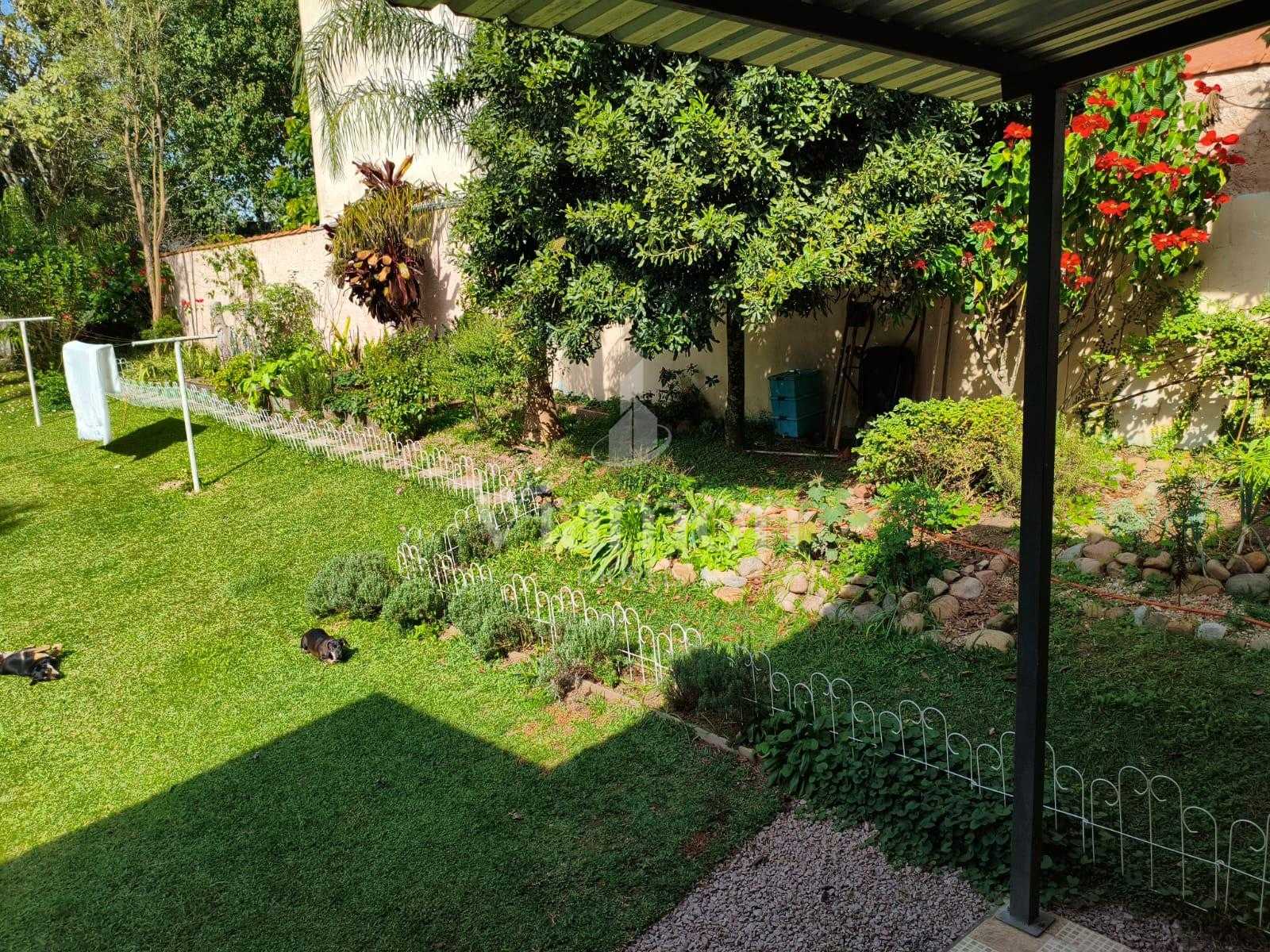 Terreno com casa no Butiatuvinha por 1.150.000,00 - CURITIBA - PR