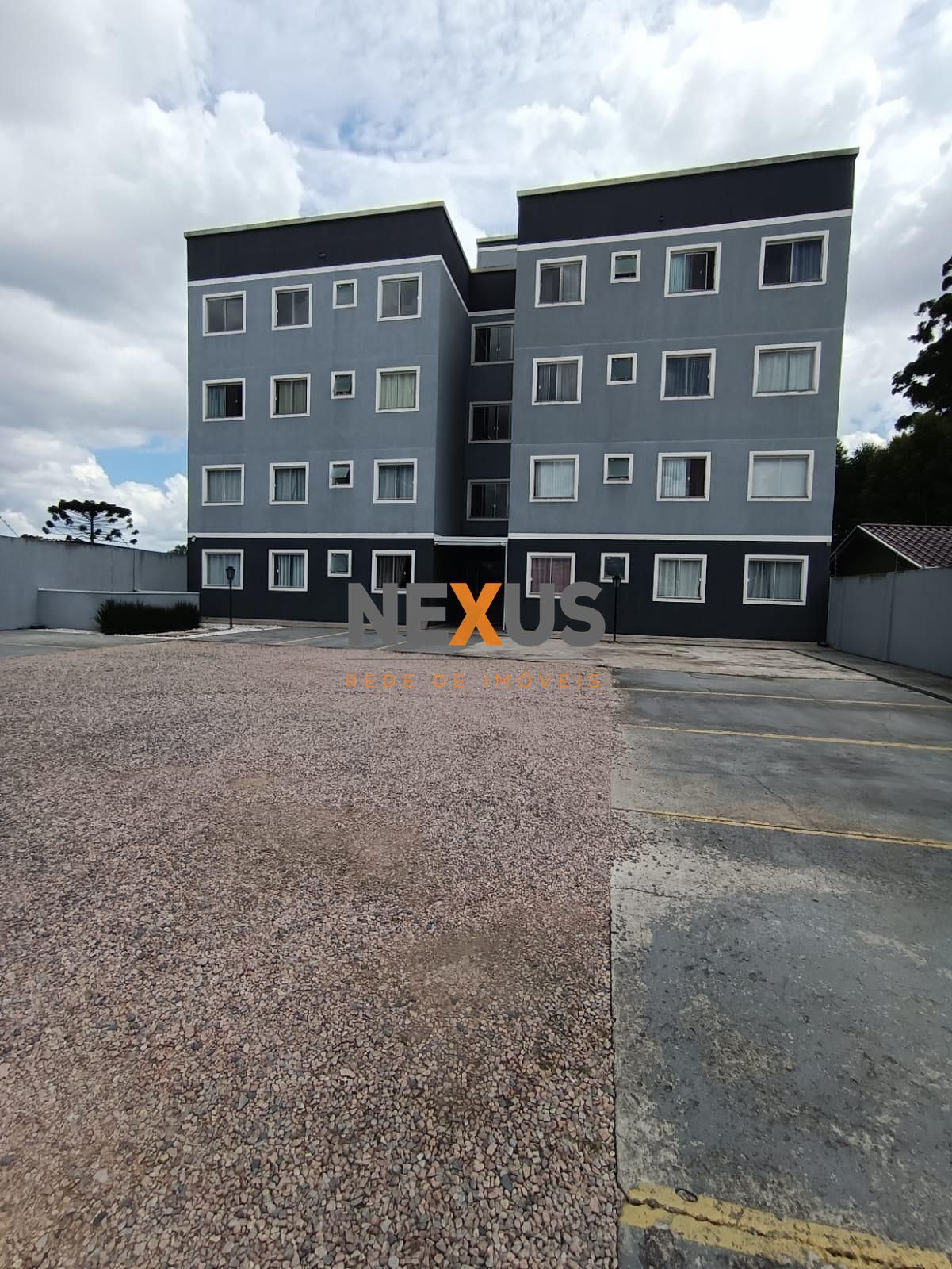Apartamento aconchegante de 2 Quartos com Sacada e Churrasquei...
