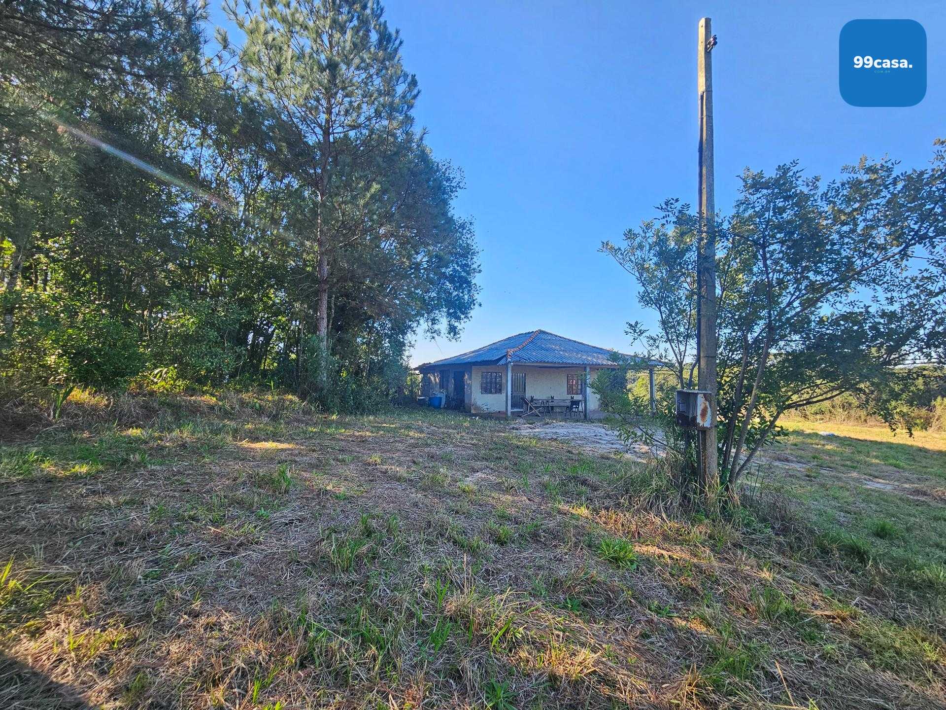 Chácara com 7.198 m² de área, registrada, frente para asfalto,...