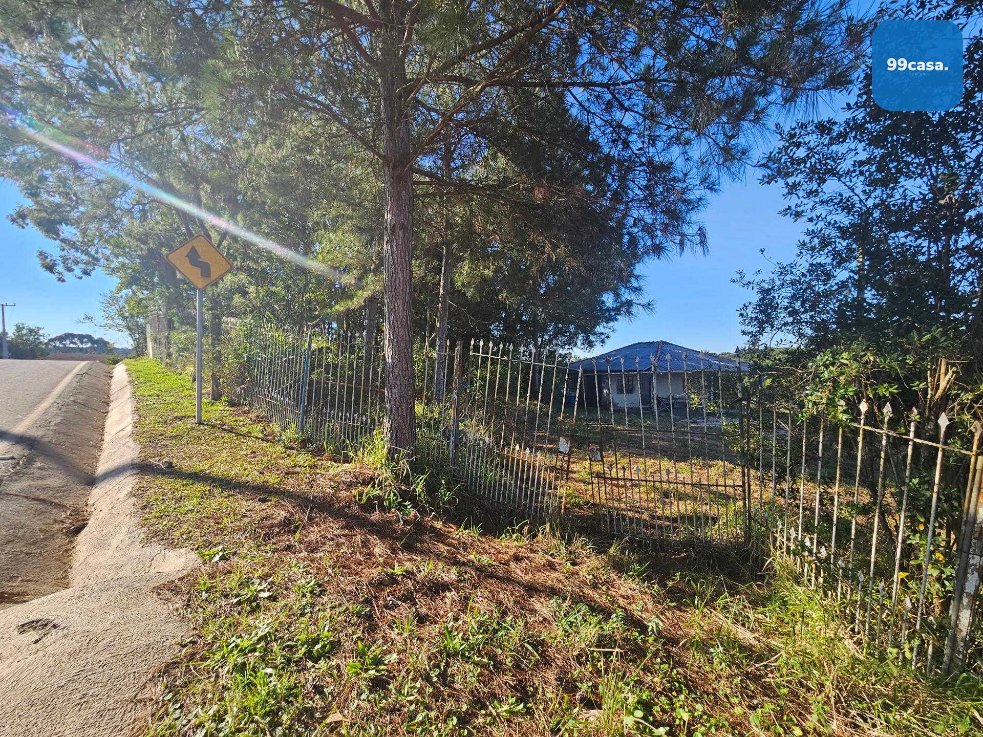 Chácara com 7.198 m² de área, registrada, frente para asfalto,...