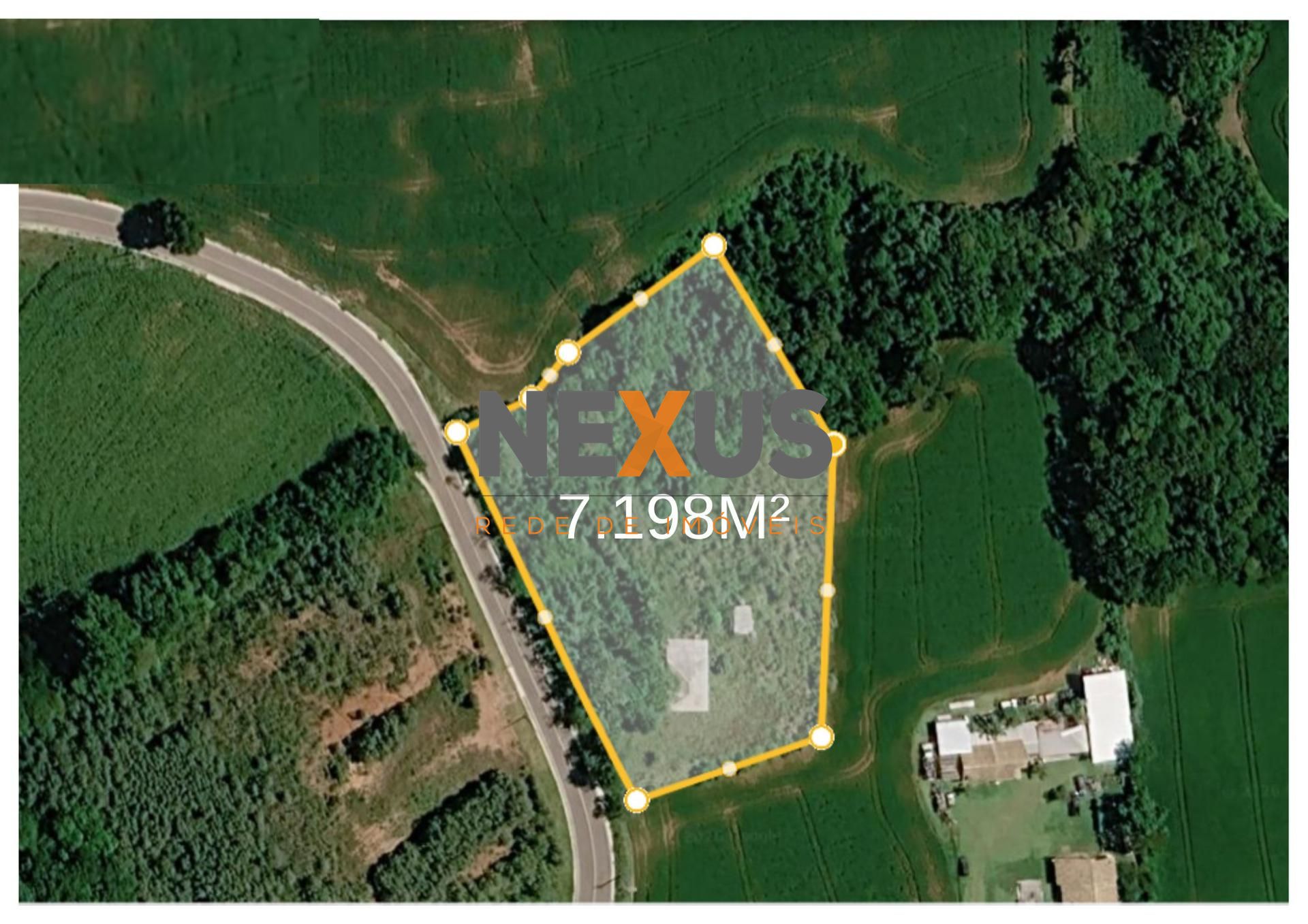 Chácara com 7.198 m² de área, registrada, frente para asfalto,...