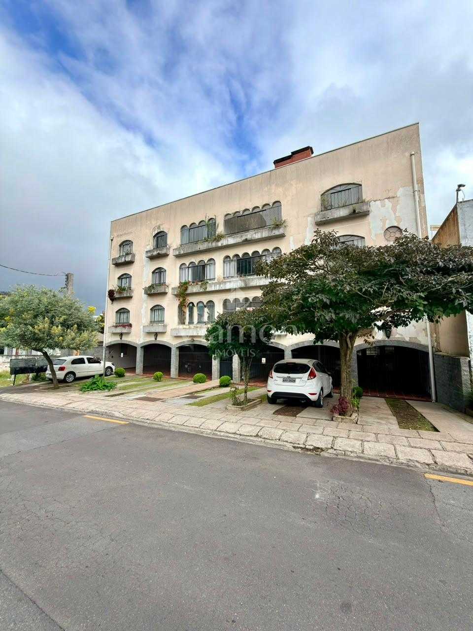 Apartamento de 3 Quartos no Centro de São José dos Pinhais com...