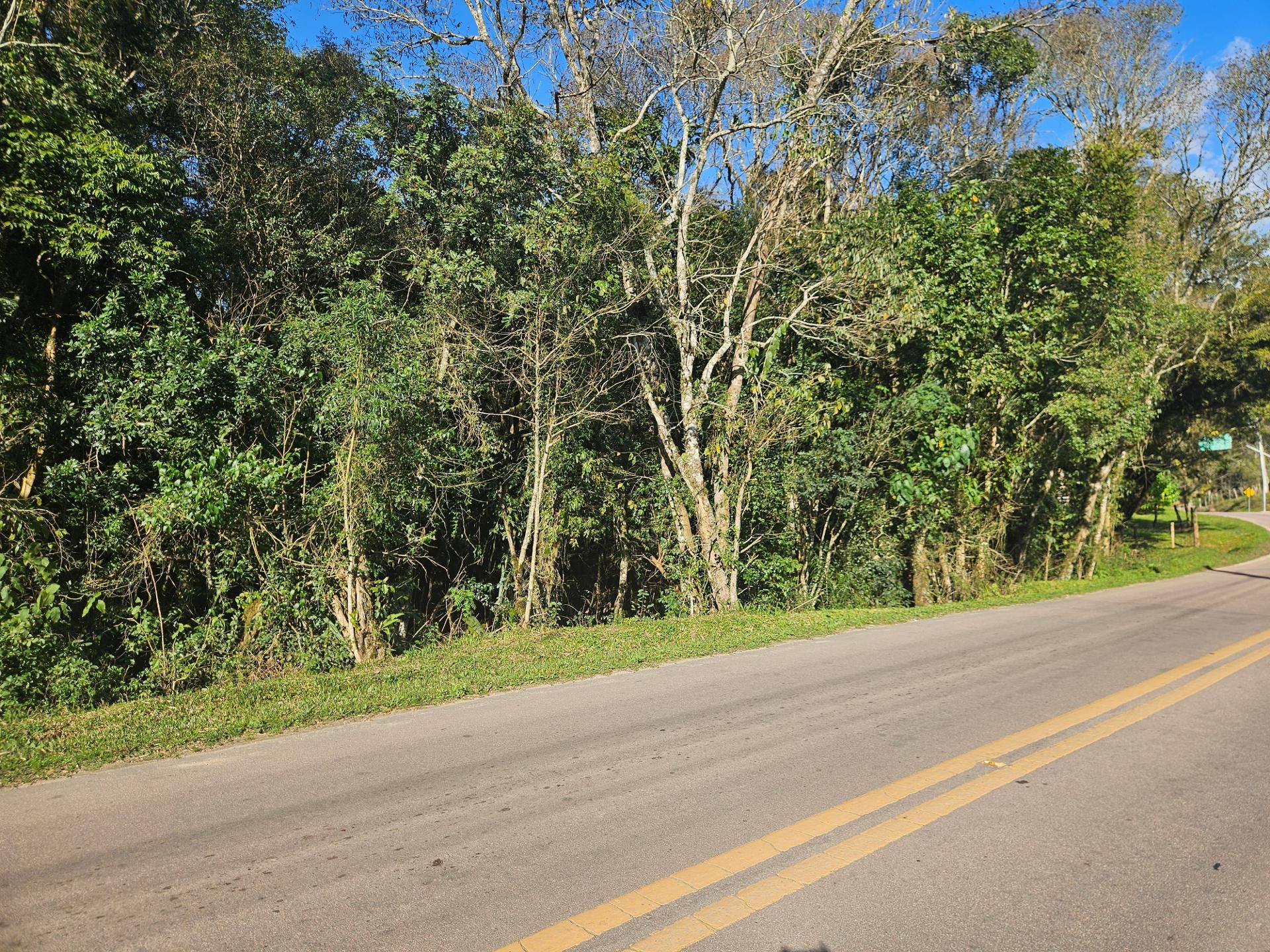 Chácara com área total de 9.075 m² , registrada, no Tietê,Arau...