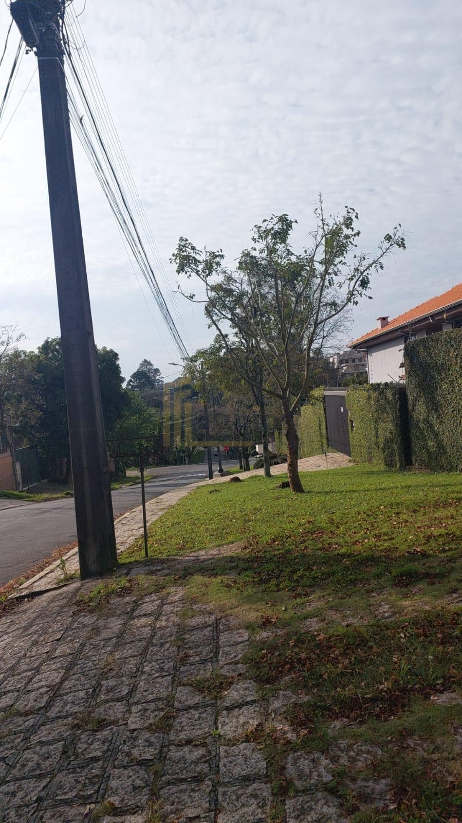 Sobrado com 3 Quartos, Escritório, Espaço Gourmet e 3 Vagas Co...