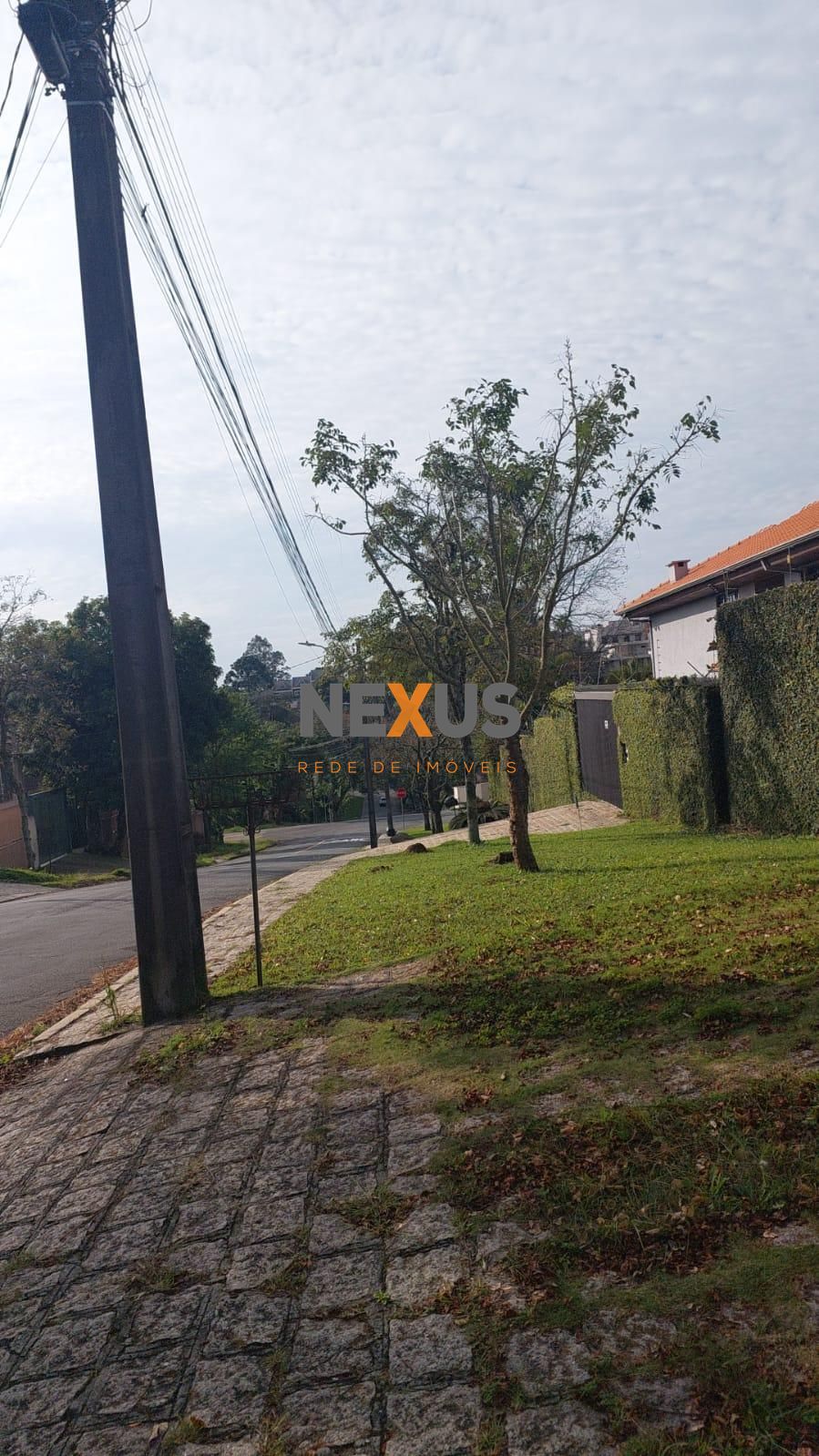 Sobrado com 3 Quartos, Escritório, Espaço Gourmet e 3 Vagas Co...
