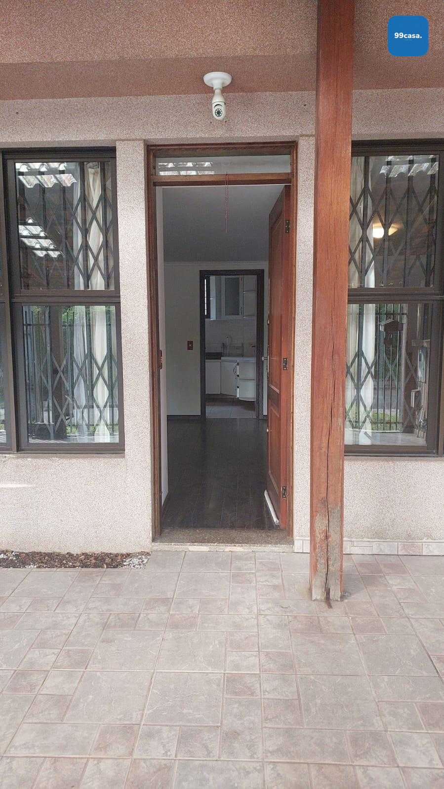 Interessante sobrado localizado em uma das regiões nobres de C...