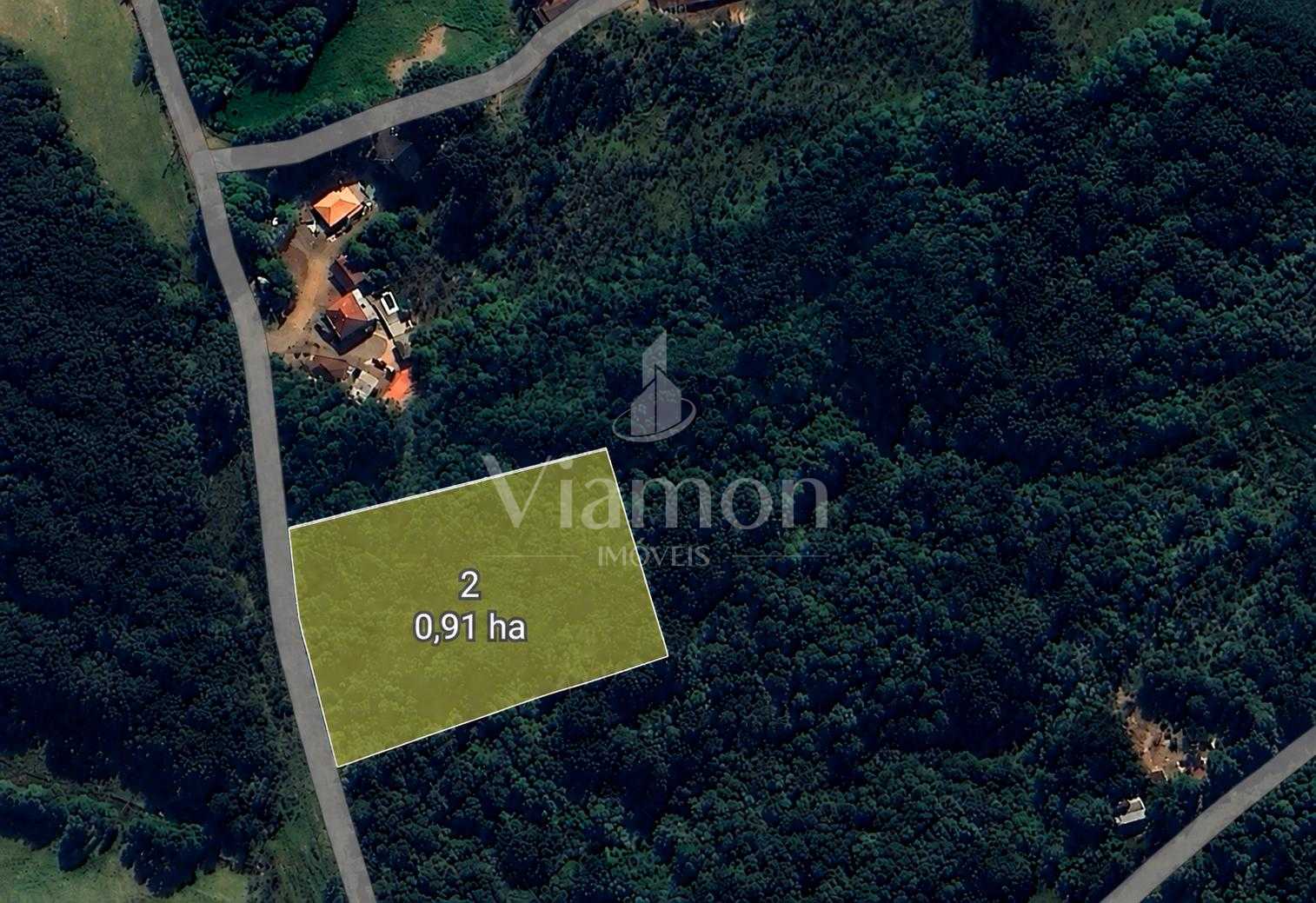 Chácara com área total de 9.075 m² , registrada, no Tietê,Arau...