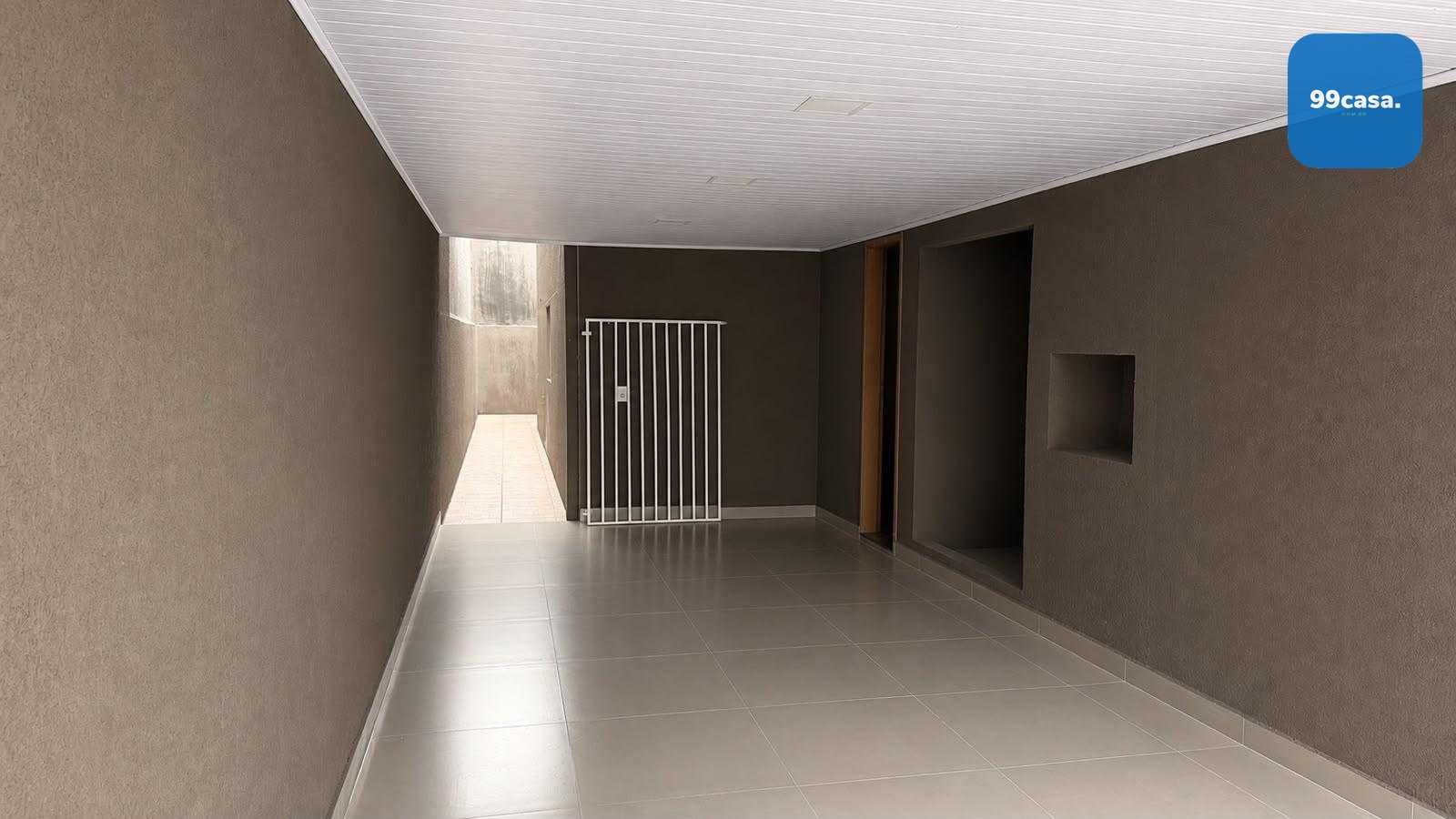 Casa com 5 Quartos, 2 Suítes, Churrasqueira e Garagem para 3 C...