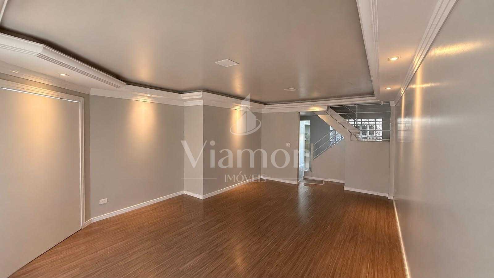 Casa com 5 Quartos, 2 Suítes, Churrasqueira e Garagem para 3 C...