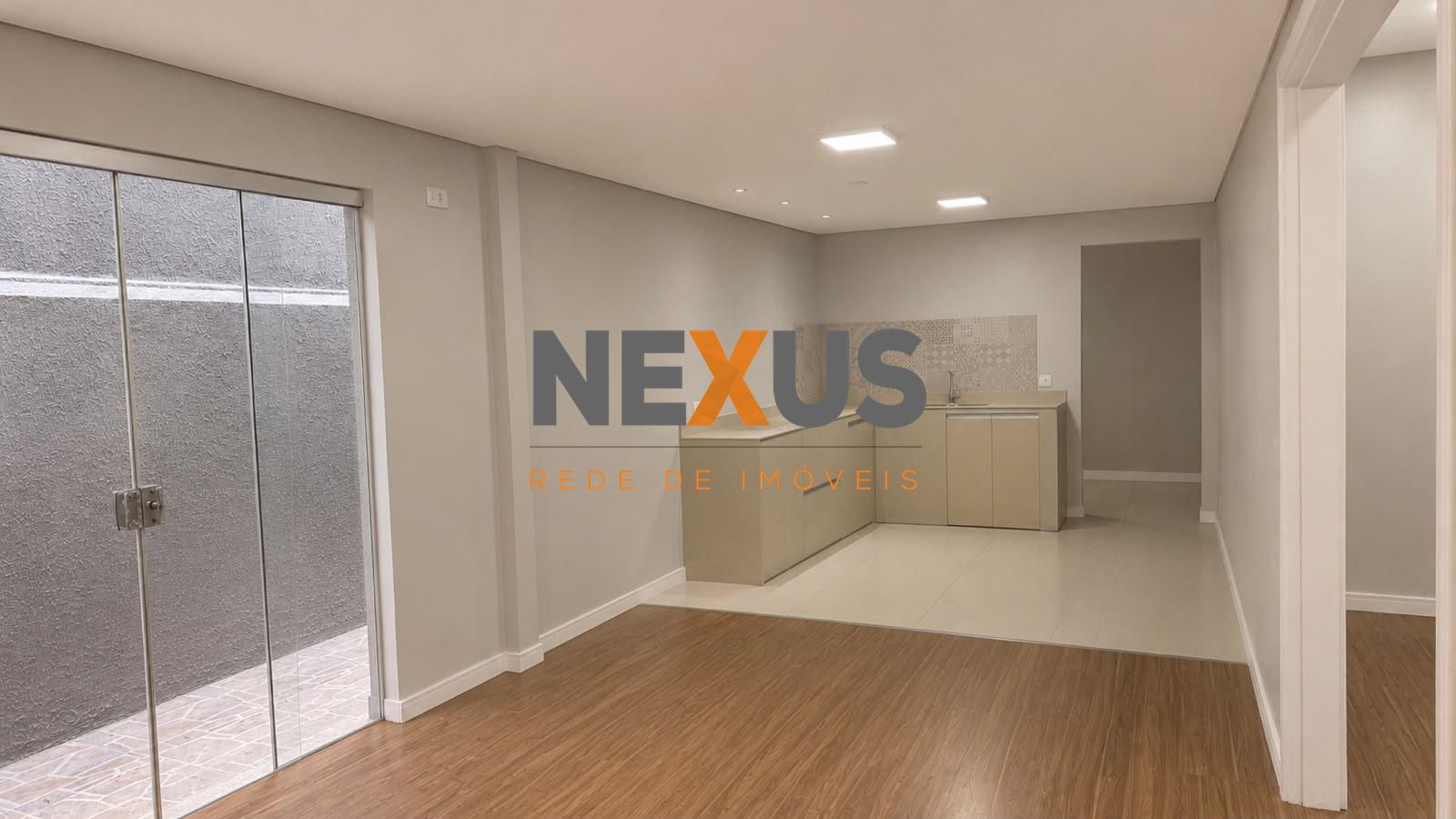 Casa com 5 Quartos, 2 Suítes, Churrasqueira e Garagem para 3 C...