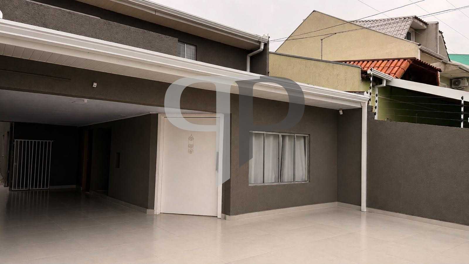 Casa com 5 Quartos, 2 Suítes, Churrasqueira e Garagem para 3 C...