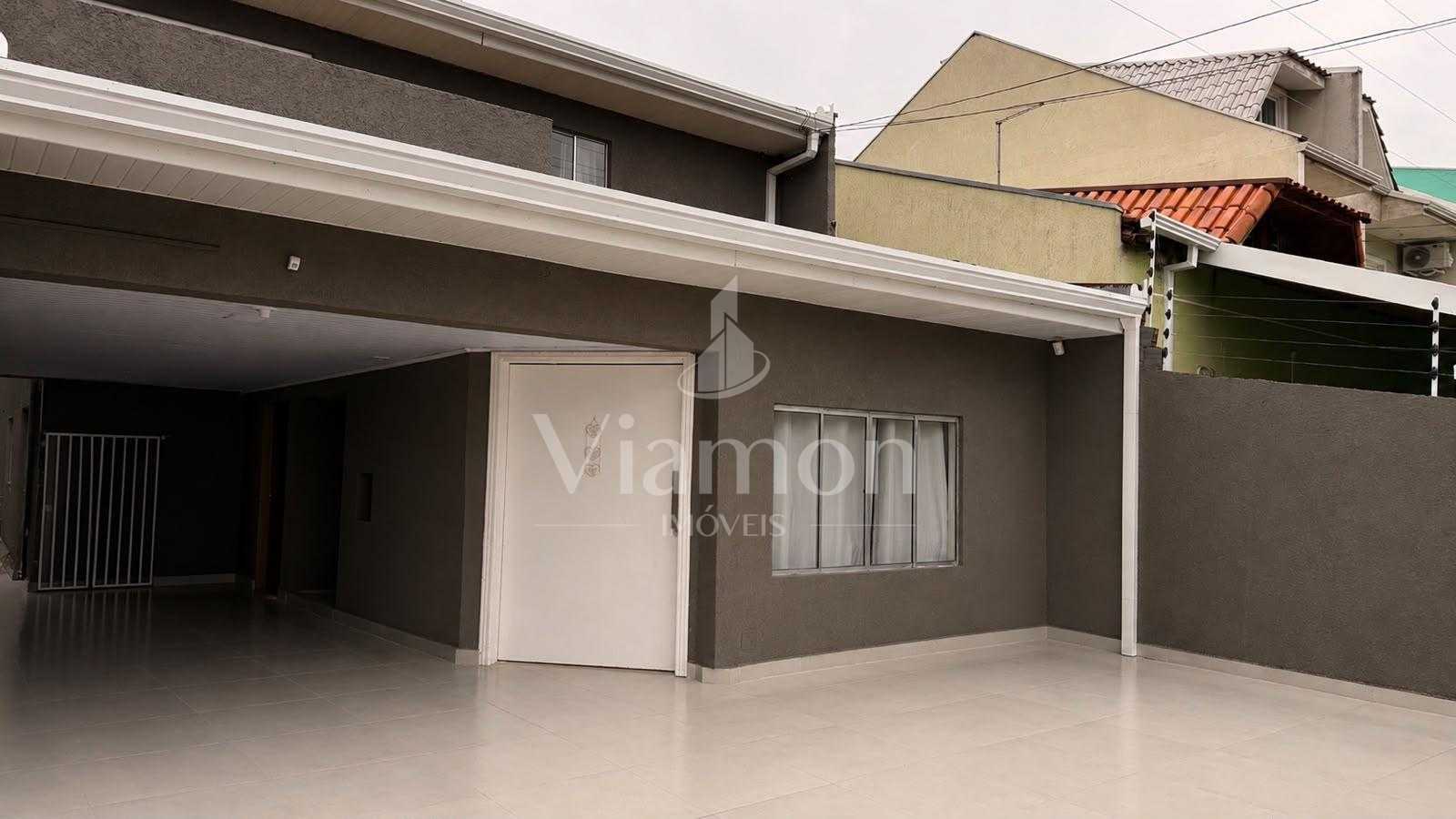Casa com 5 Quartos, 2 Suítes, Churrasqueira e Garagem para 3 C...