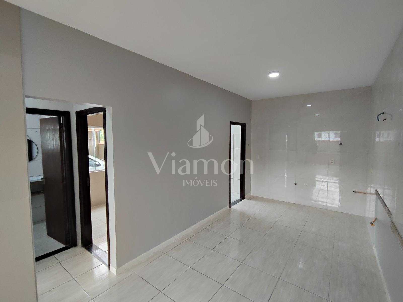 Apartamento térreo semimobiliado com 2 quartos e churrasqueira...
