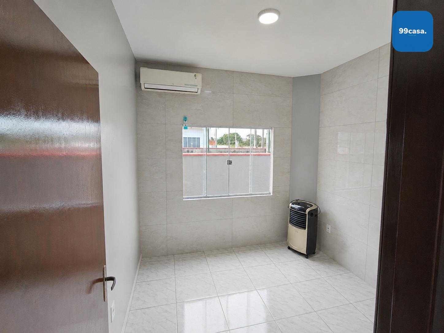 Apartamento térreo semimobiliado com 2 quartos e churrasqueira...