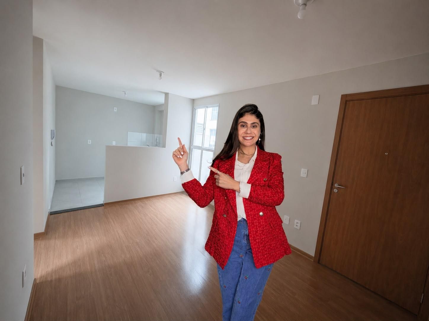 Apartamento com 2 quartos, sendo 1 su?te, localizado no centro...