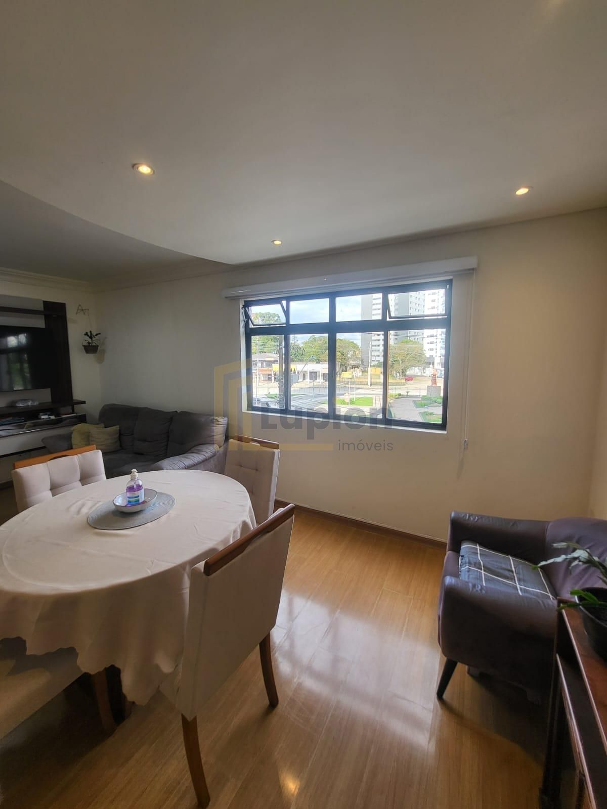 Apartamento mobiliado com 2 quartos, face leste e lazer no Nov...