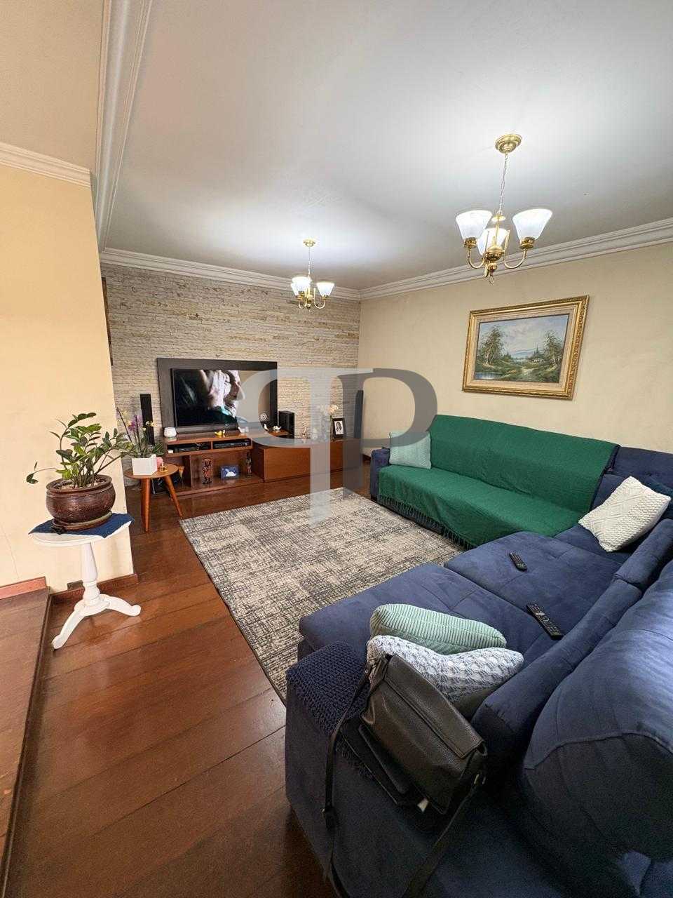 Casa à venda no Pilarzinho, um dos bairros mais charmosos de C...