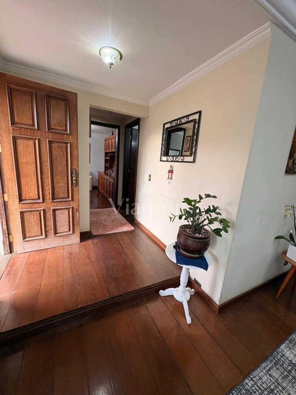Casa à venda no Pilarzinho, um dos bairros mais charmosos de C...