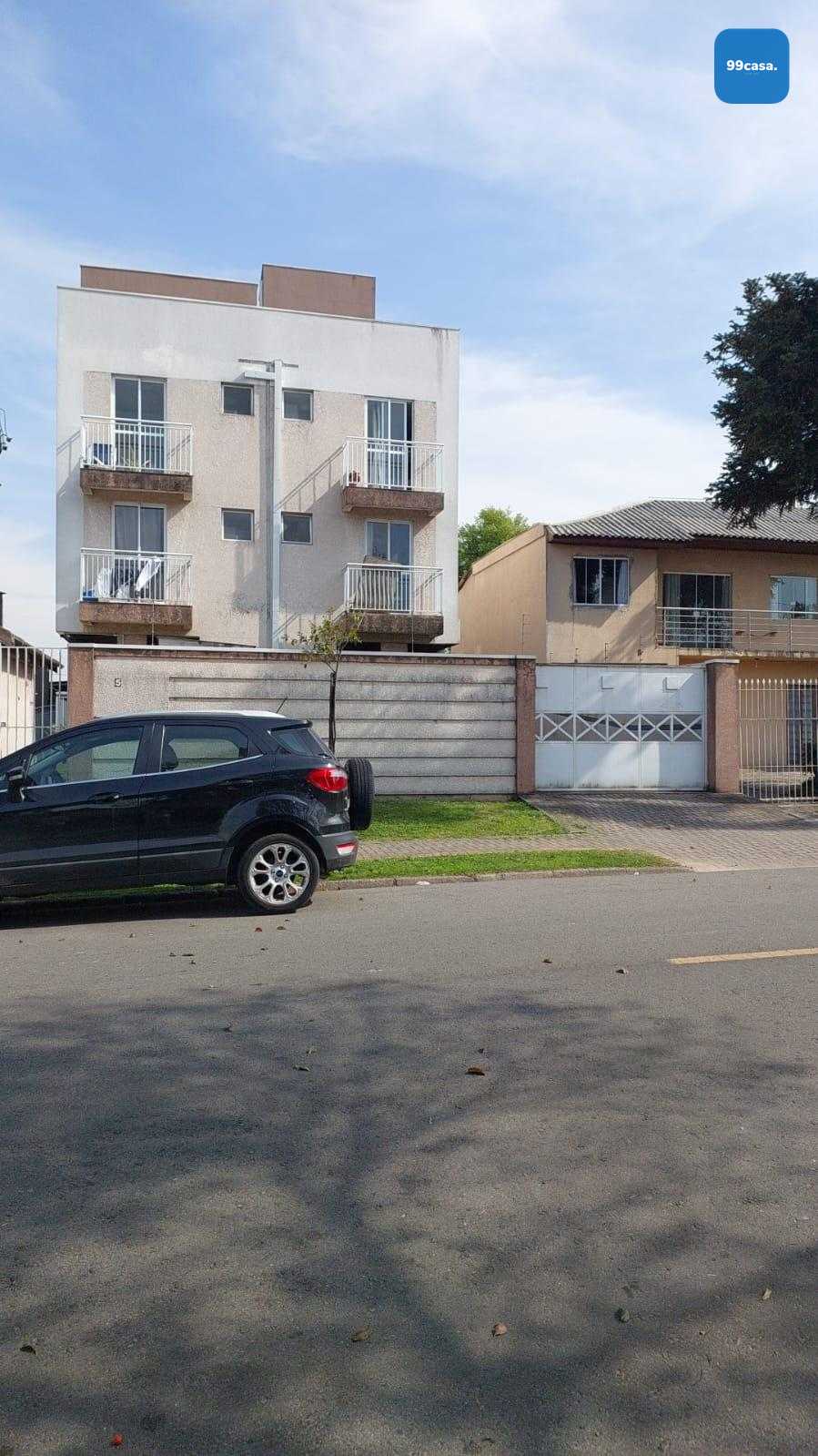 Ótimo apartamento localizado no Cajuru em rua arborizada.