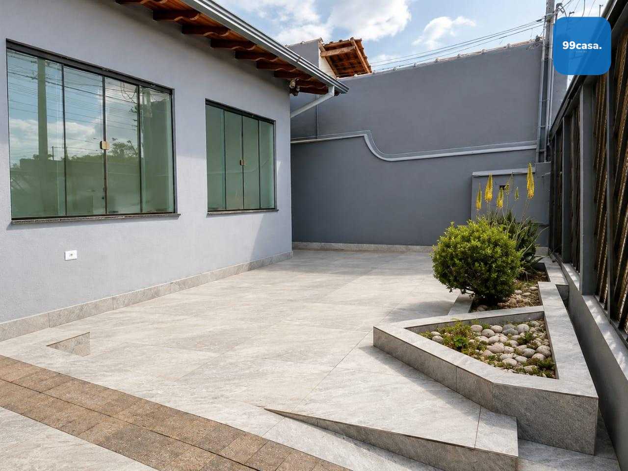 Casa A Venda Duas Suítes Zona Leste Londrina