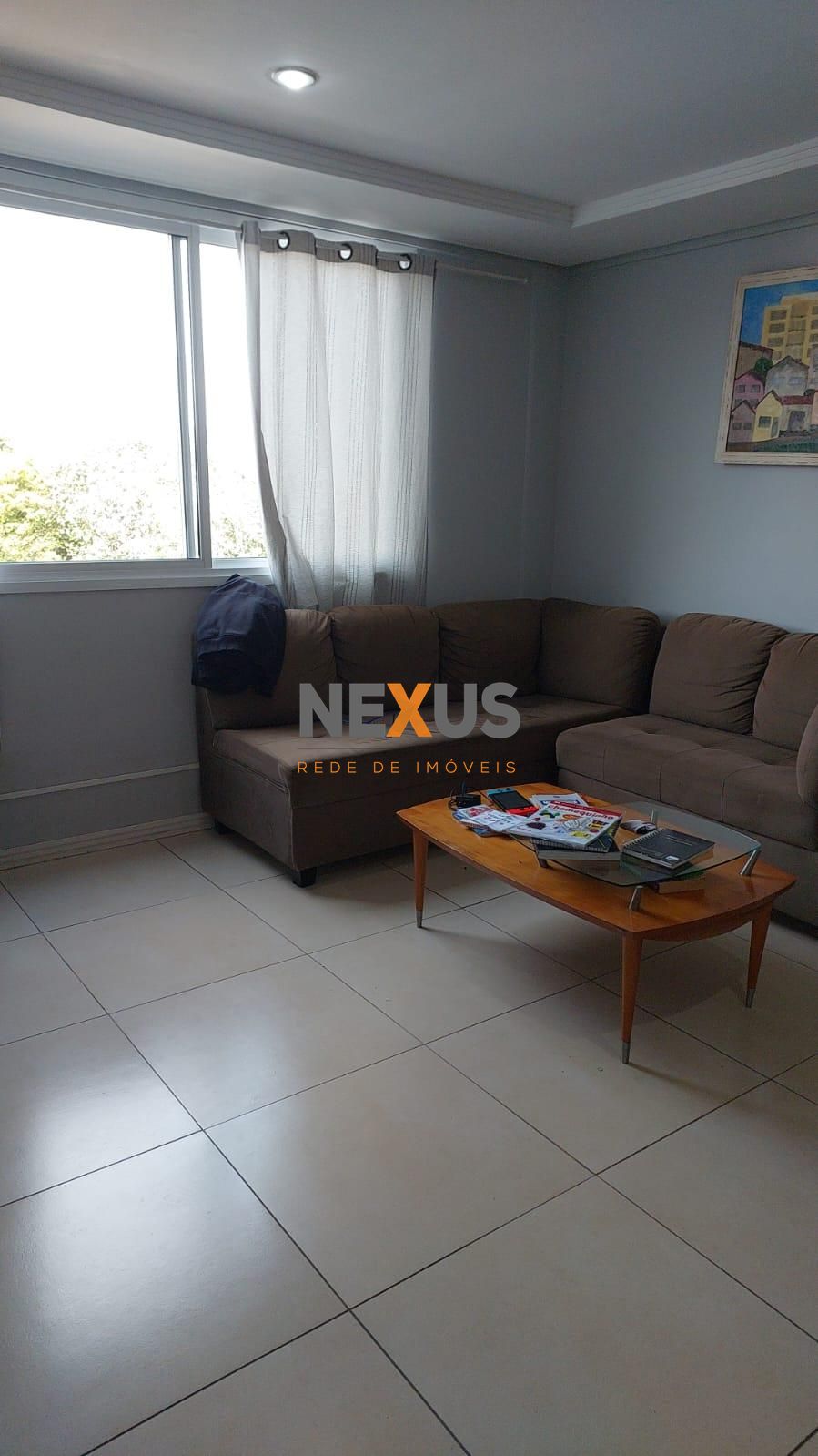 Ótimo apartamento localizado no Cajuru em rua arborizada.