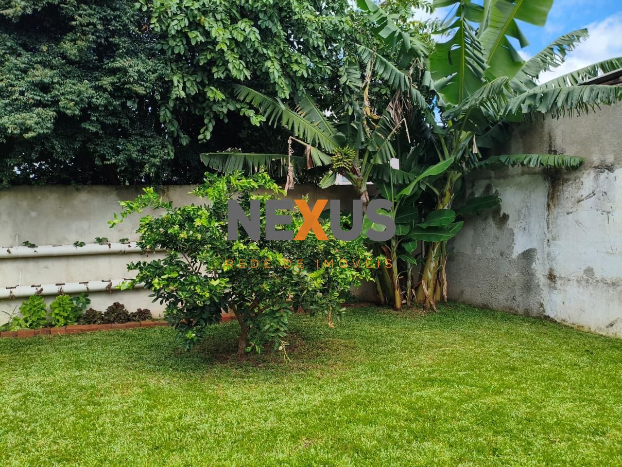 Casa ampla e documentada no Xaxim com 5 quartos, suíte e garag...