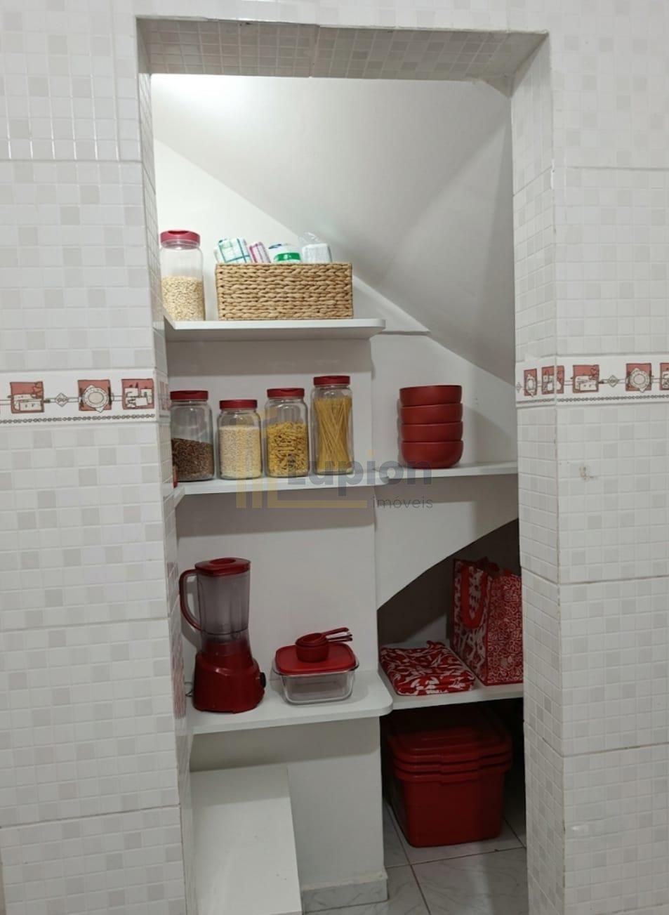 Sobrado à venda com  70m², Rio Bonito, CURITIBA - PR