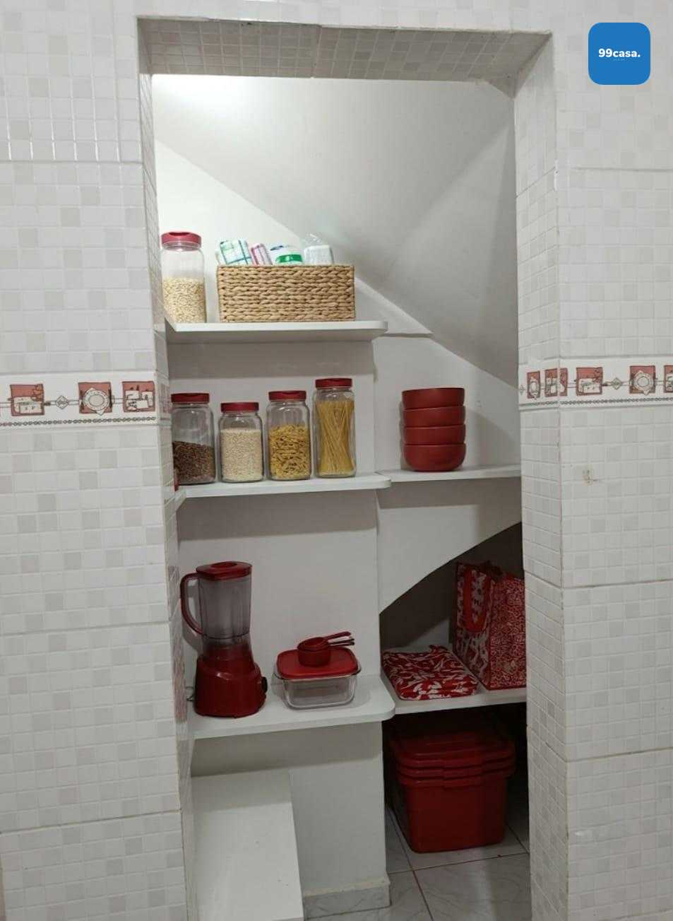 Sobrado à venda com  70m², Rio Bonito, CURITIBA - PR