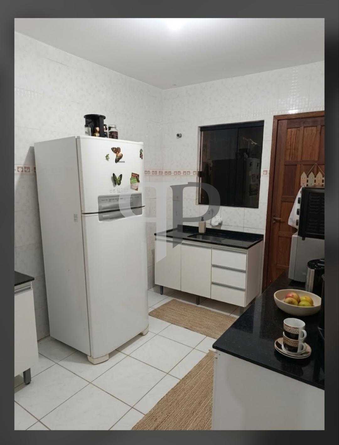 Sobrado à venda com  70m², Rio Bonito, CURITIBA - PR
