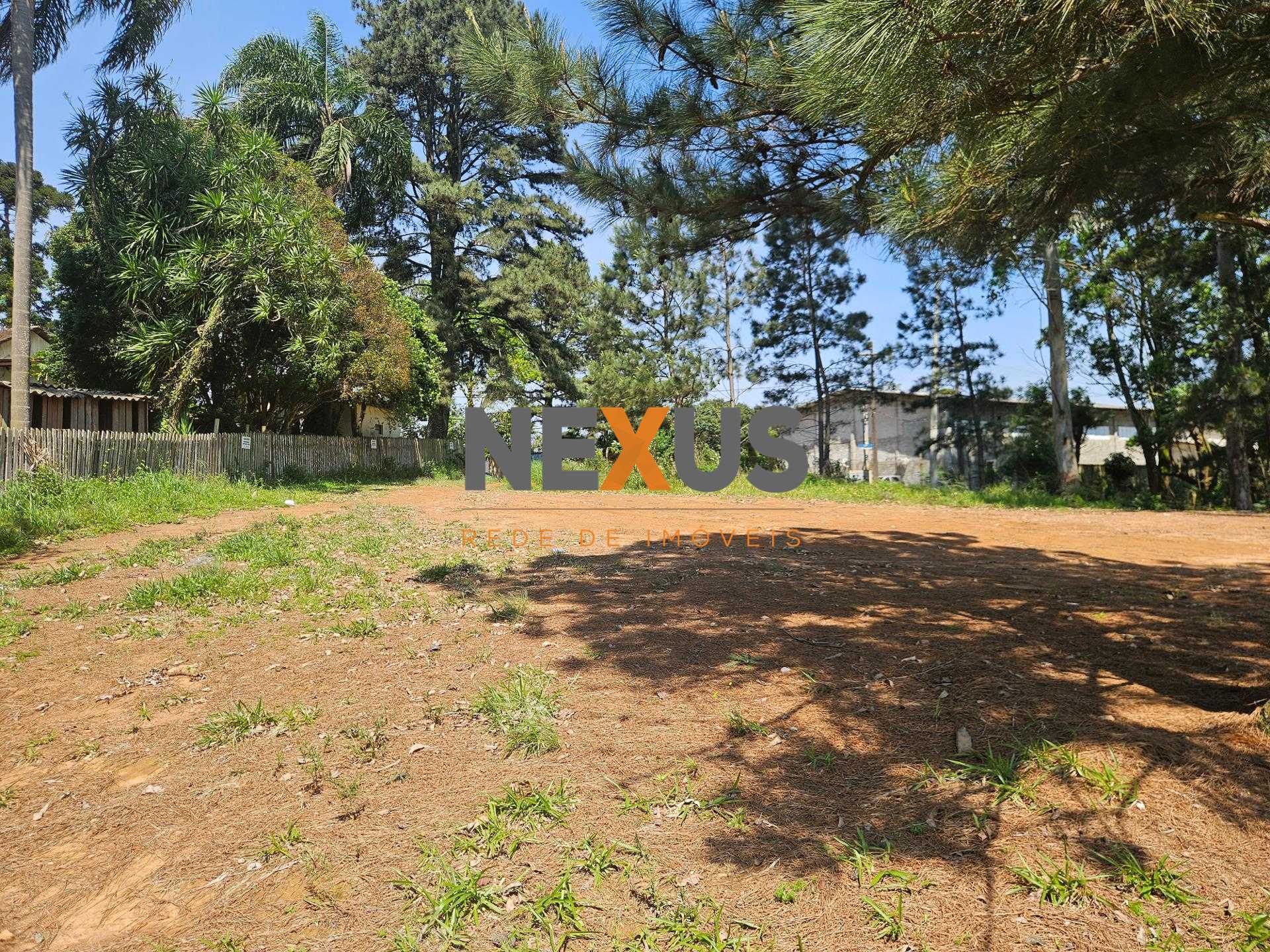 Terreno ZR- 2 para 12 pavimentos, no bairro Estação em Araucária