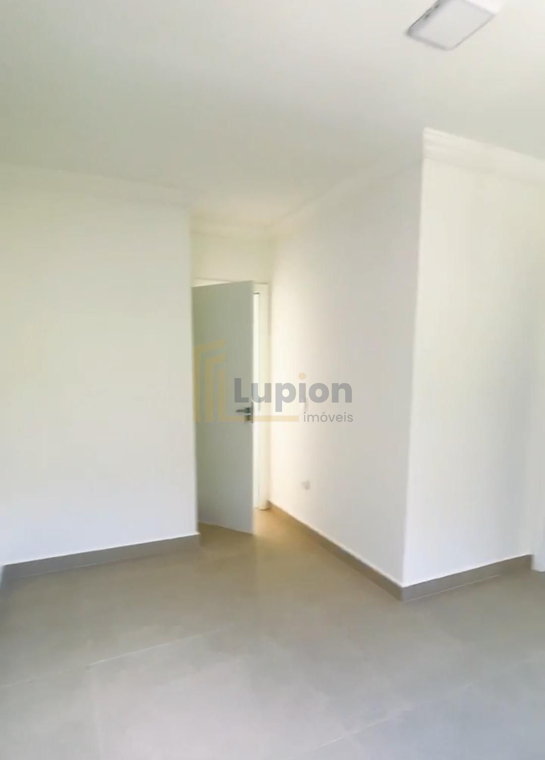 Apartamento com 2 dormitórios suíte, Sacada com Churrasqueira ...