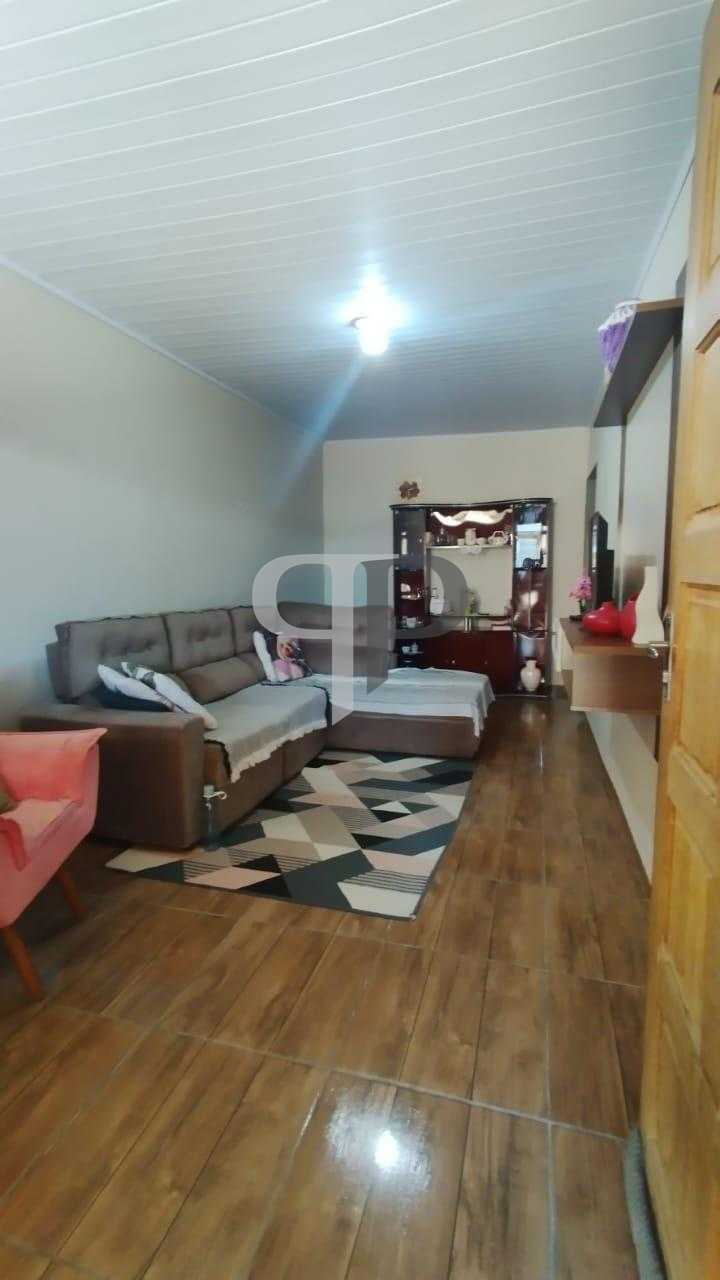 Casa com 234 m² de terreno no Passaúna, em Araucária, com 2 qu...