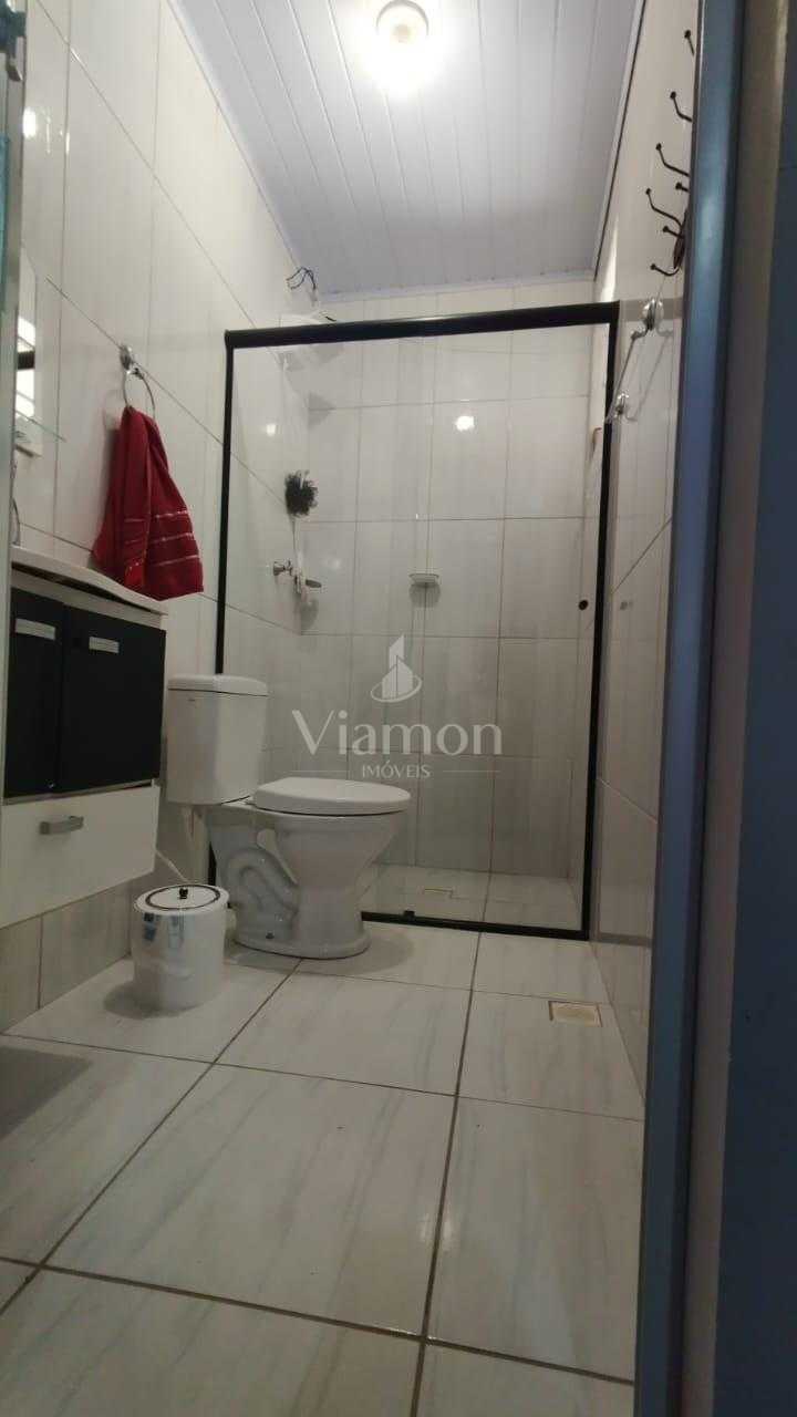 Casa com 234 m² de terreno no Passaúna, em Araucária, com 2 qu...