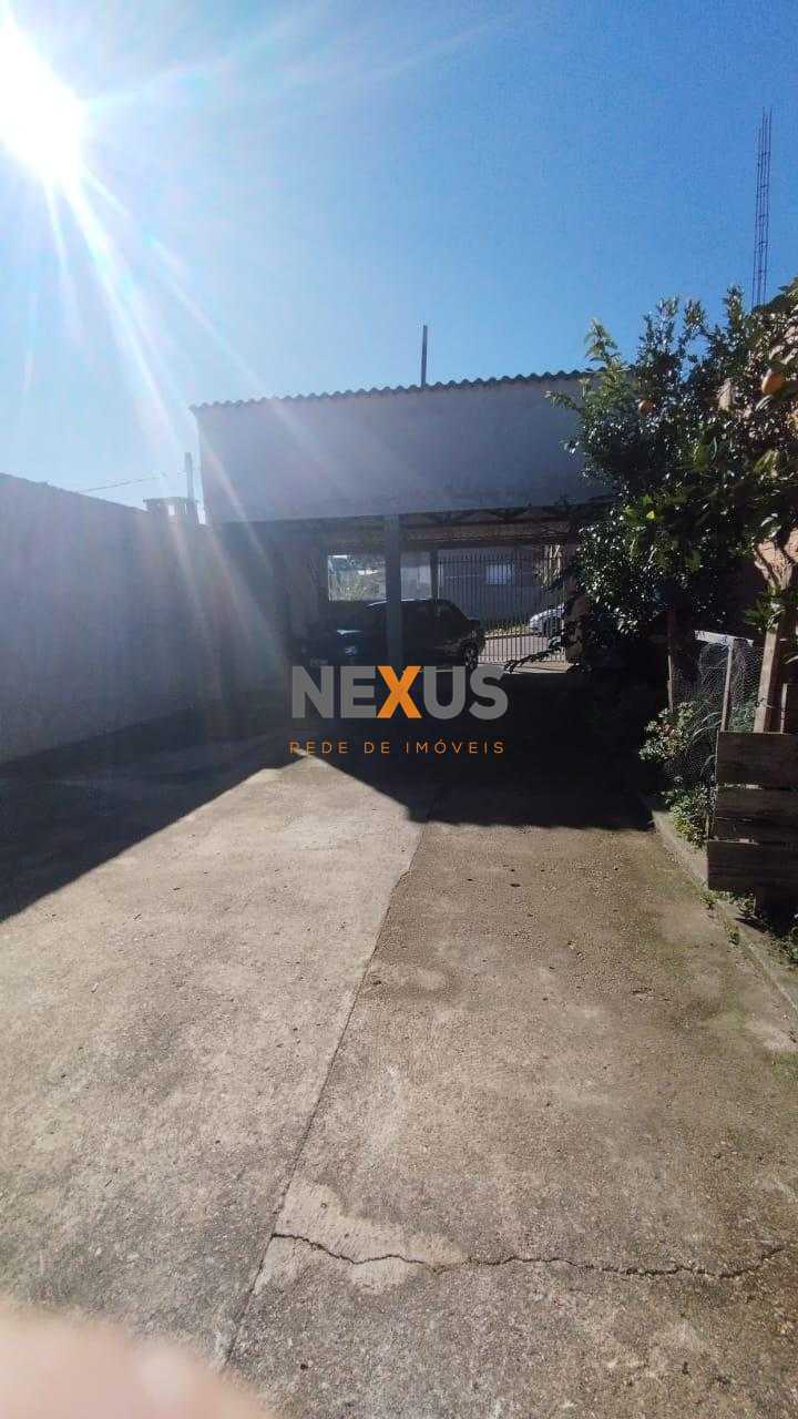 Casa com 234 m² de terreno no Passaúna, em Araucária, com 2 qu...