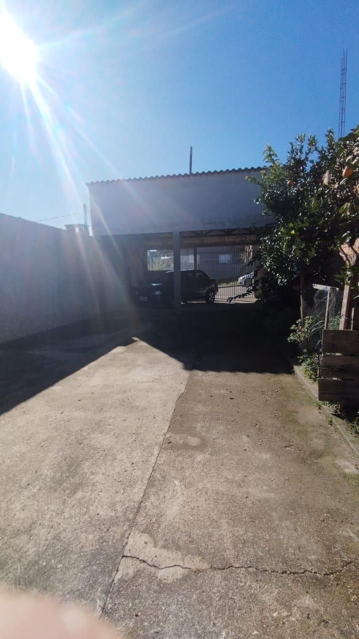 Casa com 234 m² de terreno no Passaúna, em Araucária, com 2 qu...