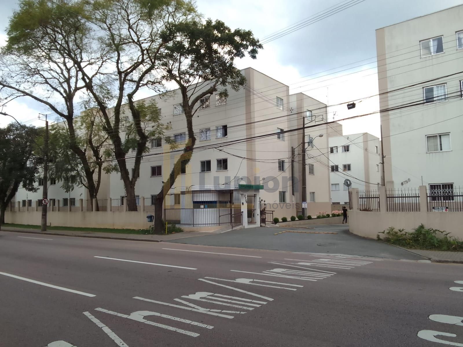 Apartamento térreo totalmente reformado, com 2 quartos e 1 vag...