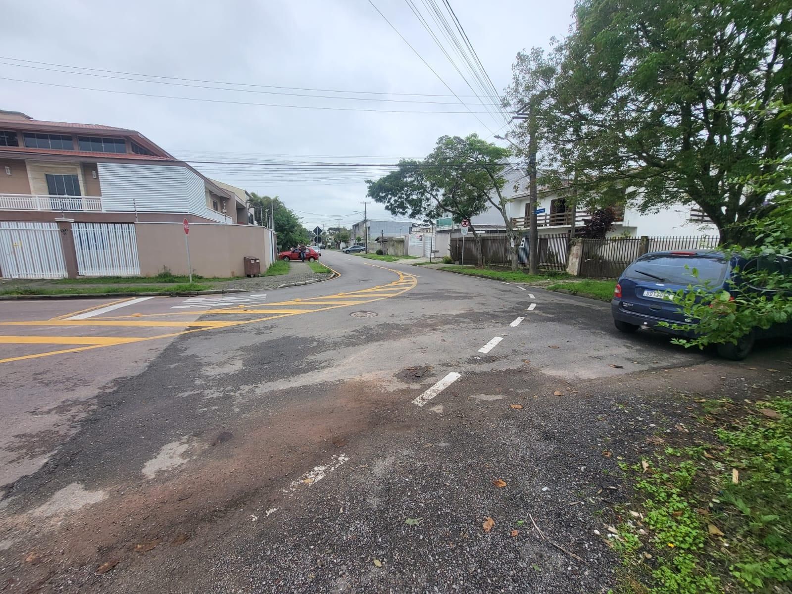 Terreno de 546 m² no Fazendinha para construir ou investir