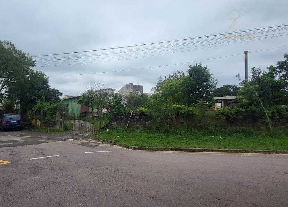 Terreno de 546 m² no Fazendinha para construir ou investir
