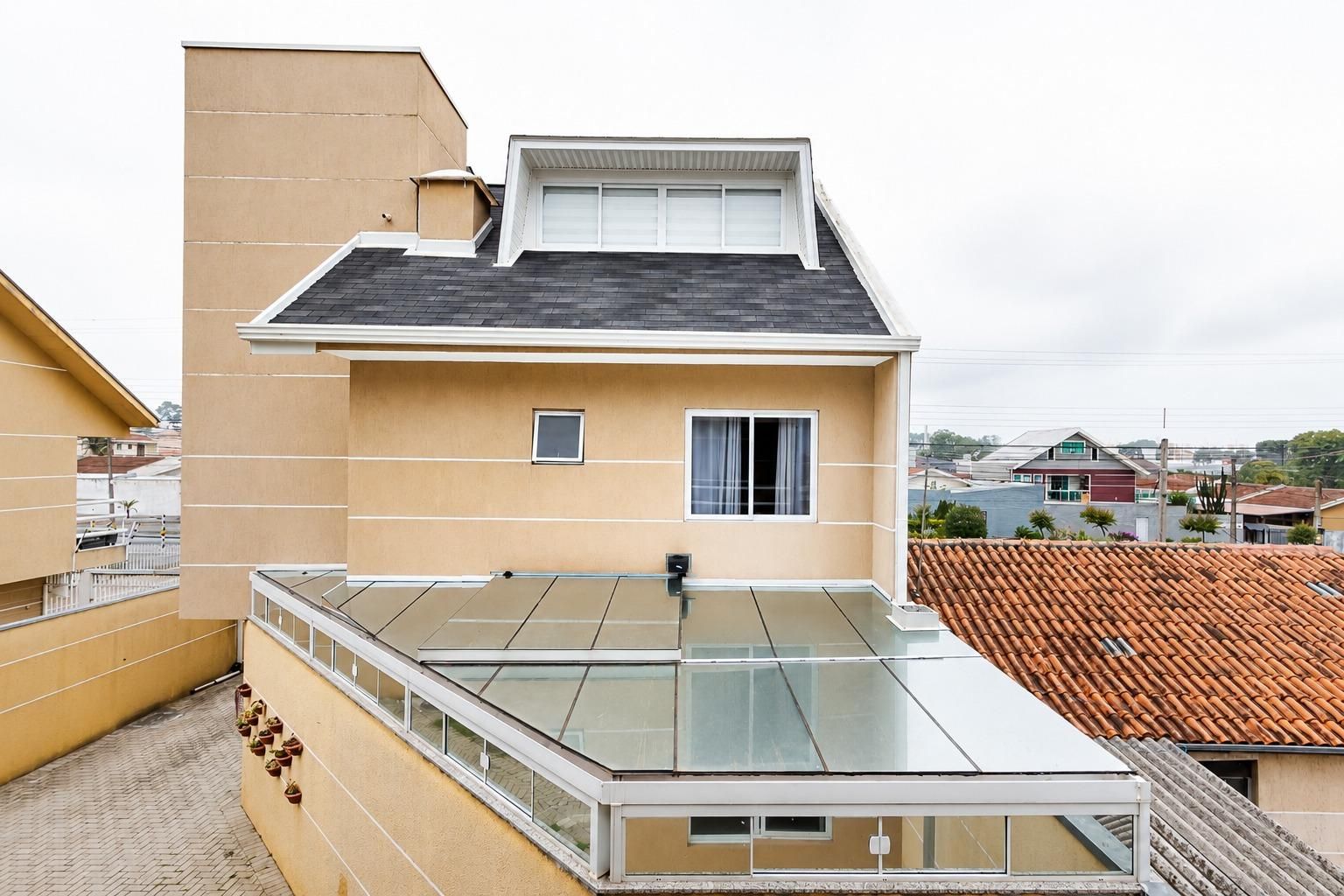 Sobrado à venda, fazendinha, CURITIBA - PR