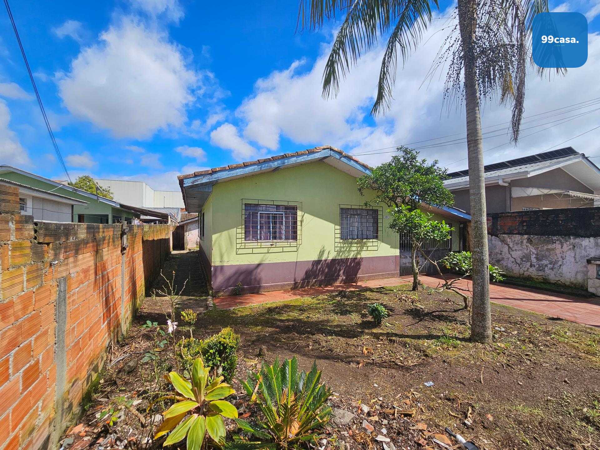 Oportunidade!! Terreno plano com 418 m² , contendo 02 casas, V...