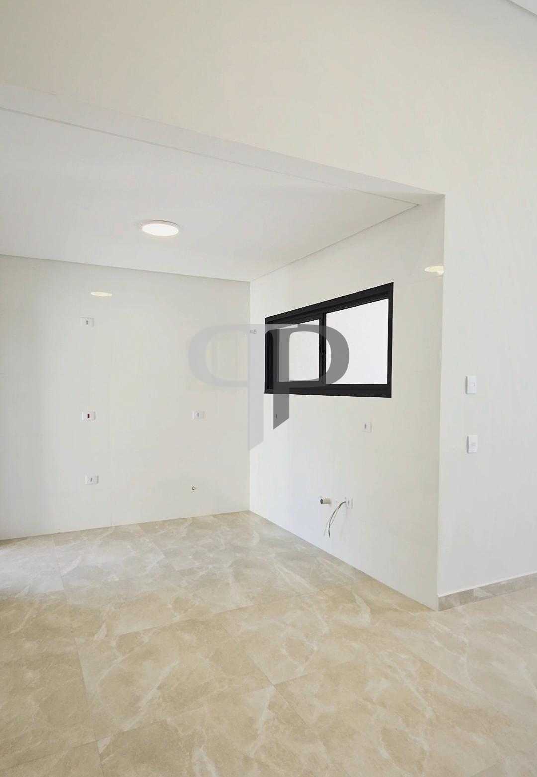 Casa de Alto Padrão no Centro de São José dos Pinhais com Suít...