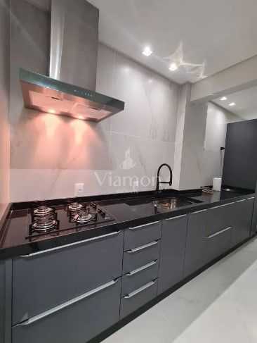 Apartamento Lateral Mar com Vista Definitiva, Reformado e Mobi...