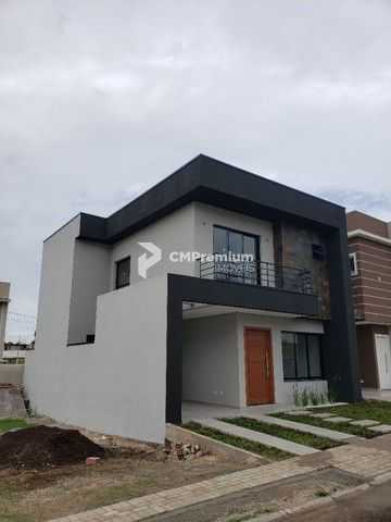 Lindo Sobrado 3 Quartos em Condomínio Fechado com Garagem e Va...