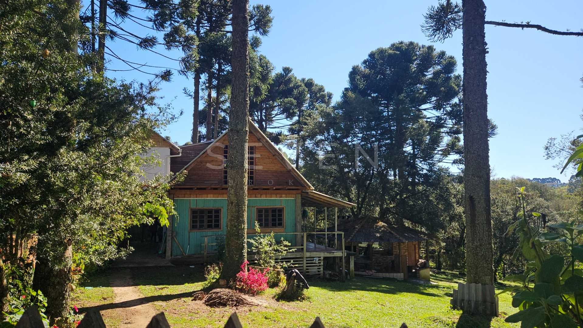 Refúgio à beira do Rio Maurício  Propriedade de 3.700 m  em M...