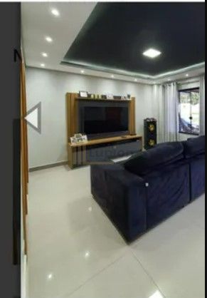 Sobrado Semi Novo 165m  com 3 Quartos, Suíte e Edícula Próx. a...